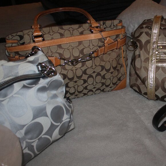 Purse Bundle ~ 23 bags and wallets ~ Coach, MK, Fossil, Marc Jacobs and more - Picture 1 of 16
